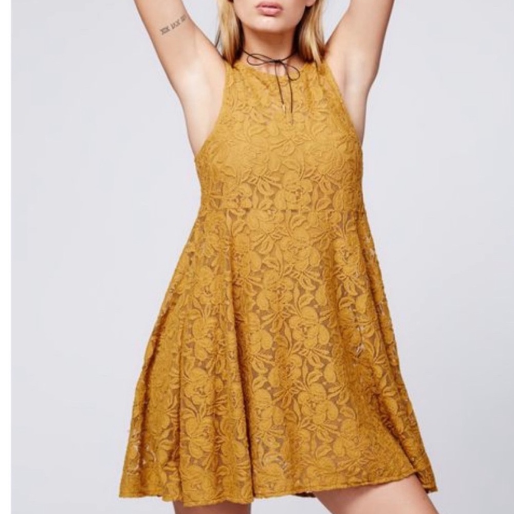 Free People Miles of Lace Dress in mustard/gold size Medium